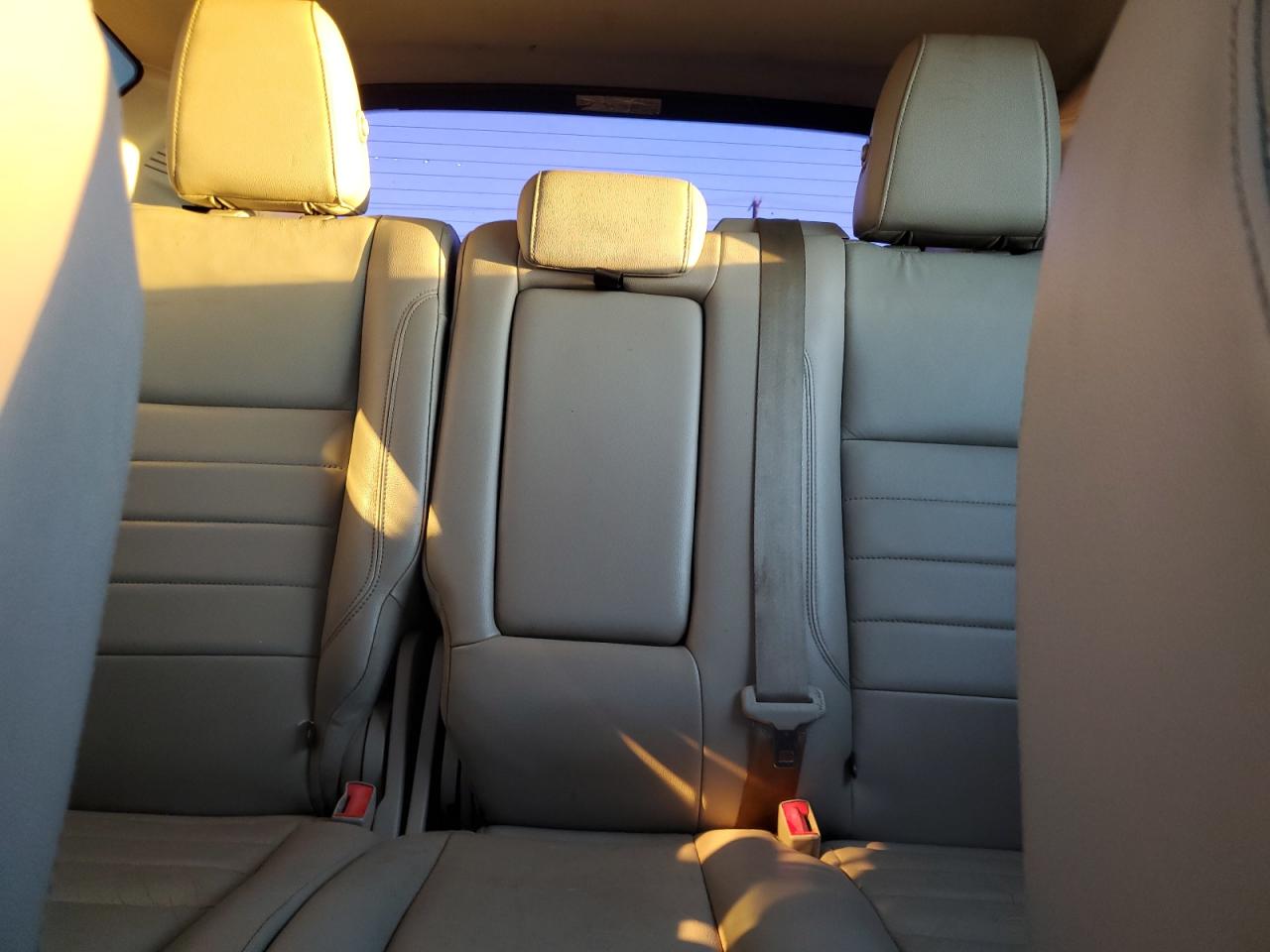 2015 Ford C-Max Sel VIN: 1FADP5BU7FL102385 Lot: 92306095