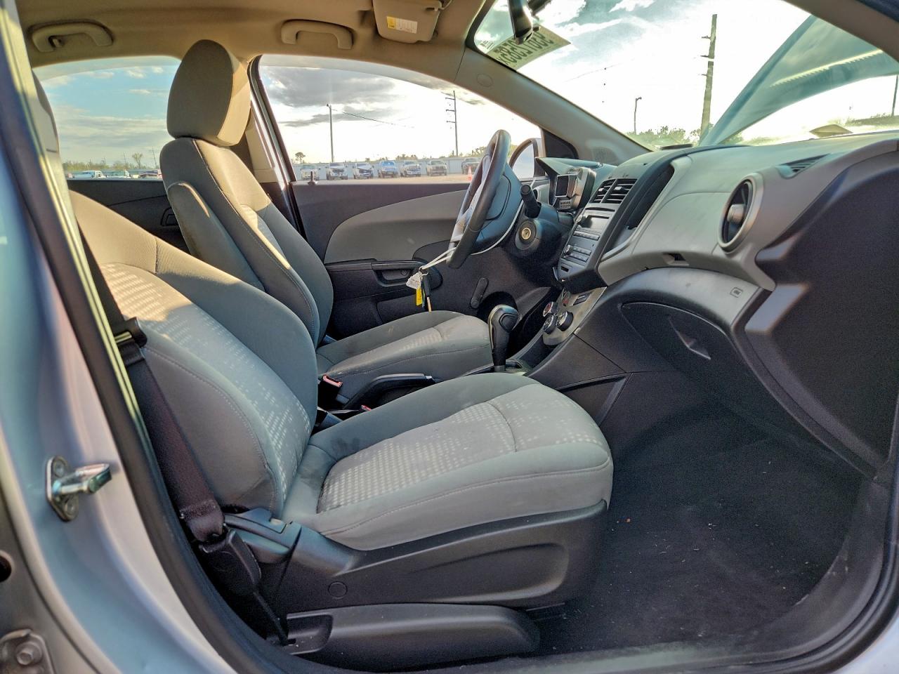 2016 Chevrolet Sonic Ls VIN: 1G1JA5SH0G4107062 Lot: 93672585