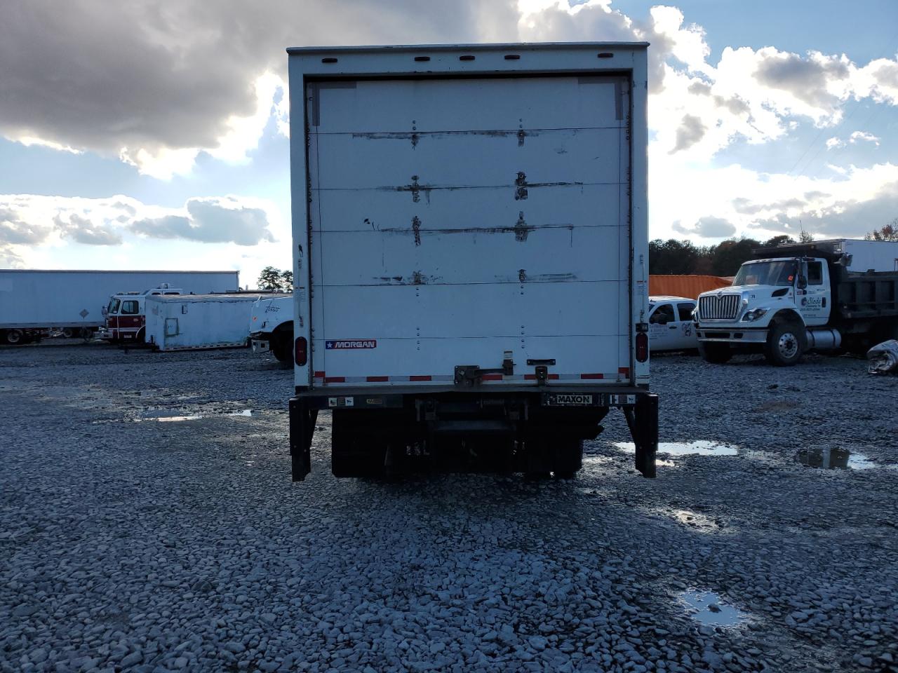 2017 Isuzu Npr Hd Box Truck VIN: 54DC4W1B9HS805317 Lot: 90633305