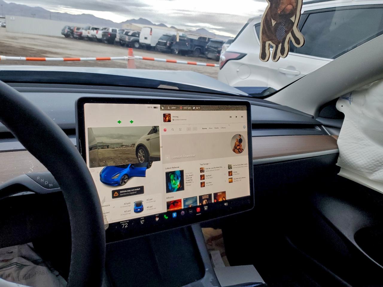 2022 Tesla Model 3 VIN: 5YJ3E1EB2NF135665 Lot: 94377025