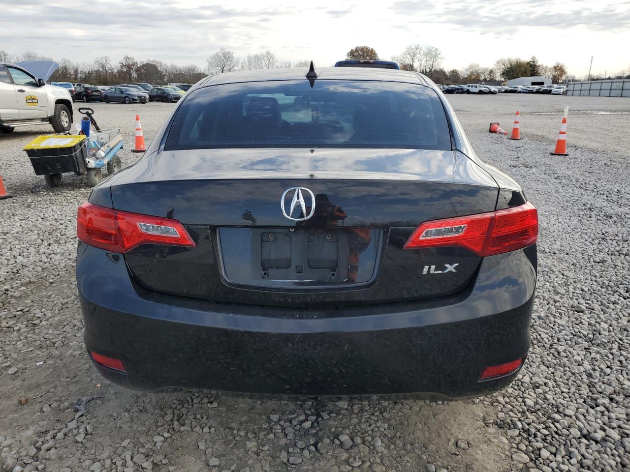 2015 Acura Ilx 24 Premium VIN: 19VDE2E52FE000352 Lot: 92844545