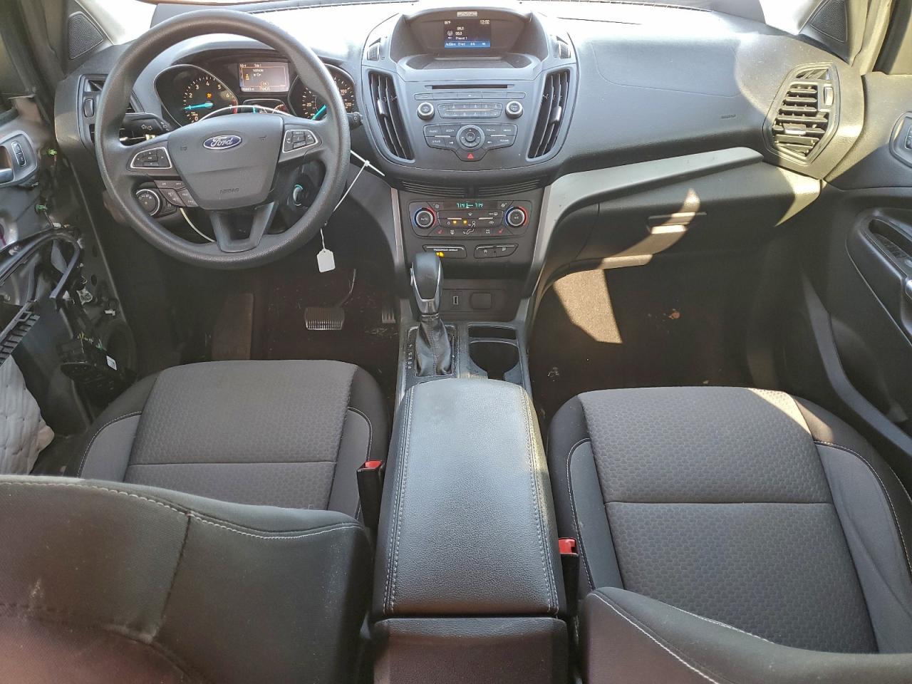 2018 Ford Escape Se VIN: 1FMCU0GD5JUA22060 Lot: 92601415