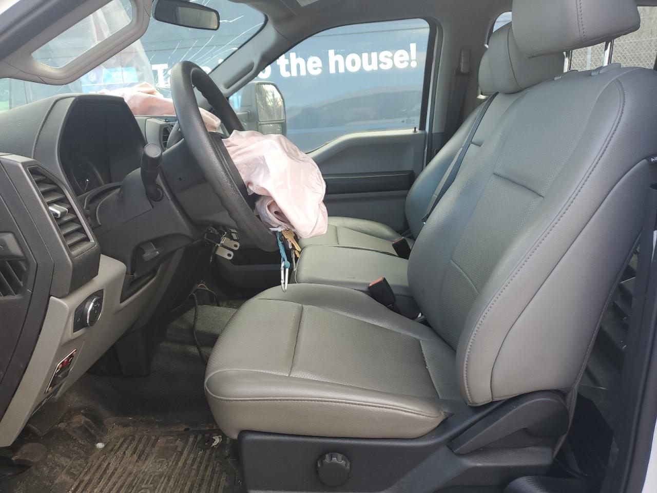 2021 Ford F450 Super Duty Flatbed Truck VIN: 1FD9W4GN1MEC77226 Lot: 90677155