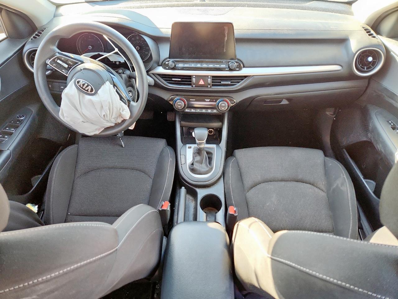 2019 Kia Forte Fe VIN: 3KPF24AD8KE092076 Lot: 90830915