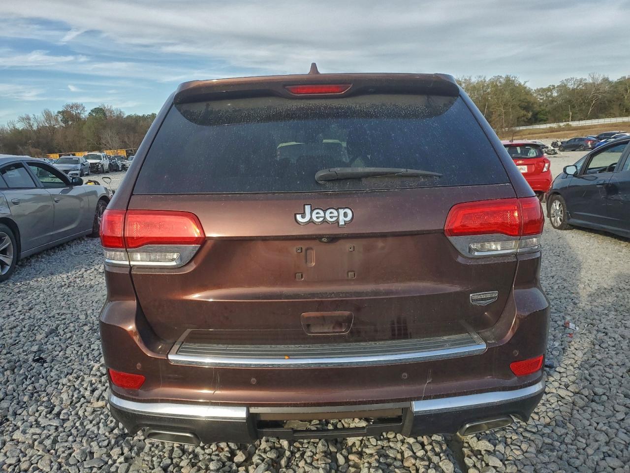 2014 Jeep Grand Cherokee Summit VIN: 1C4RJEJG2EC185235 Lot: 94560035