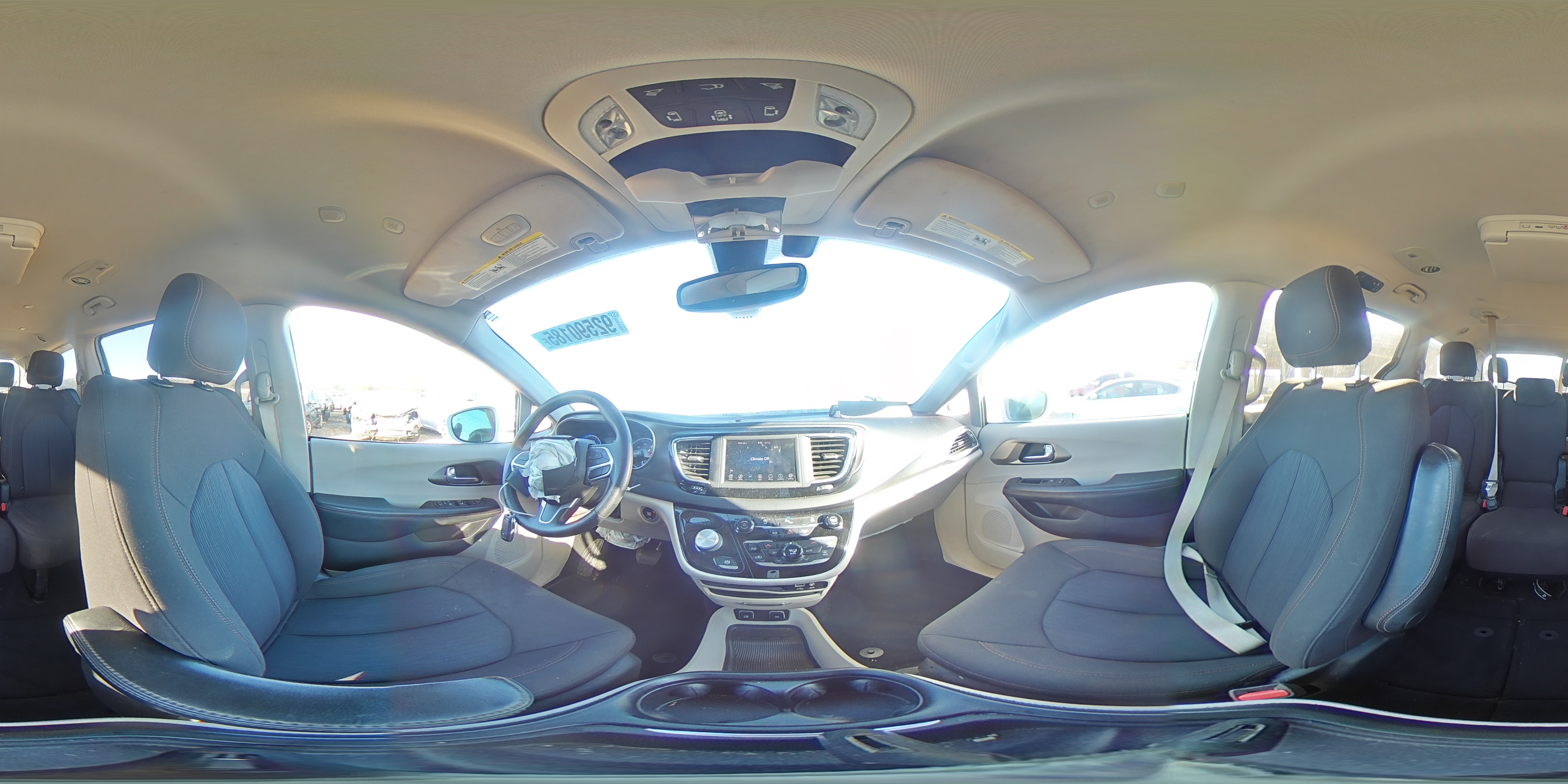 2020 Chrysler Pacifica Touring VIN: 2C4RC1FG3LR141924 Lot: 92590185