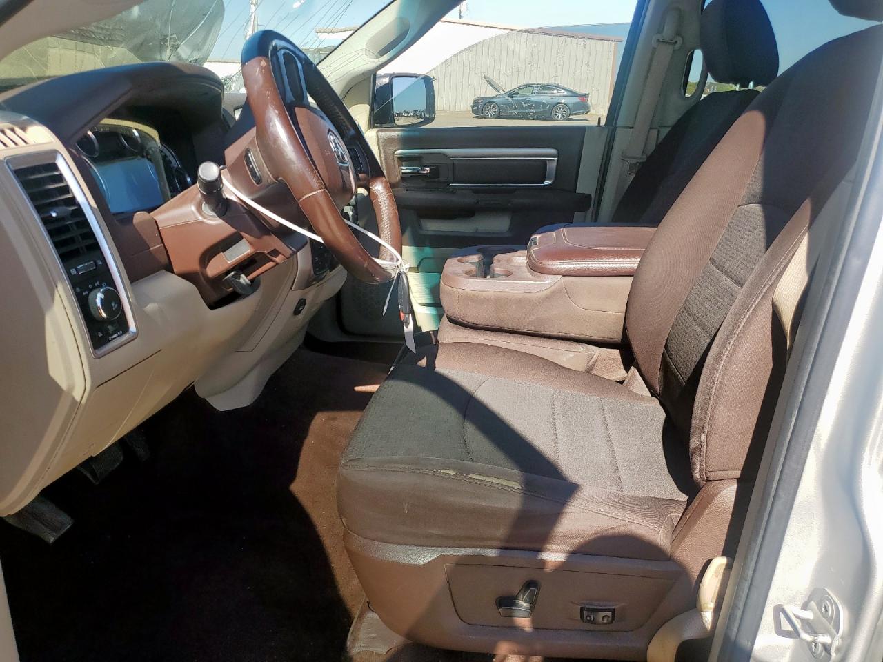 2016 Ram 1500 Slt VIN: 1C6RR7LT5GS395875 Lot: 90975725