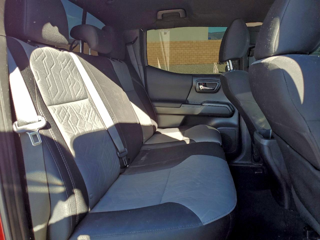 2022 Toyota Tacoma Double Cab VIN: 3TMCZ5AN0NM507205 Lot: 93345905