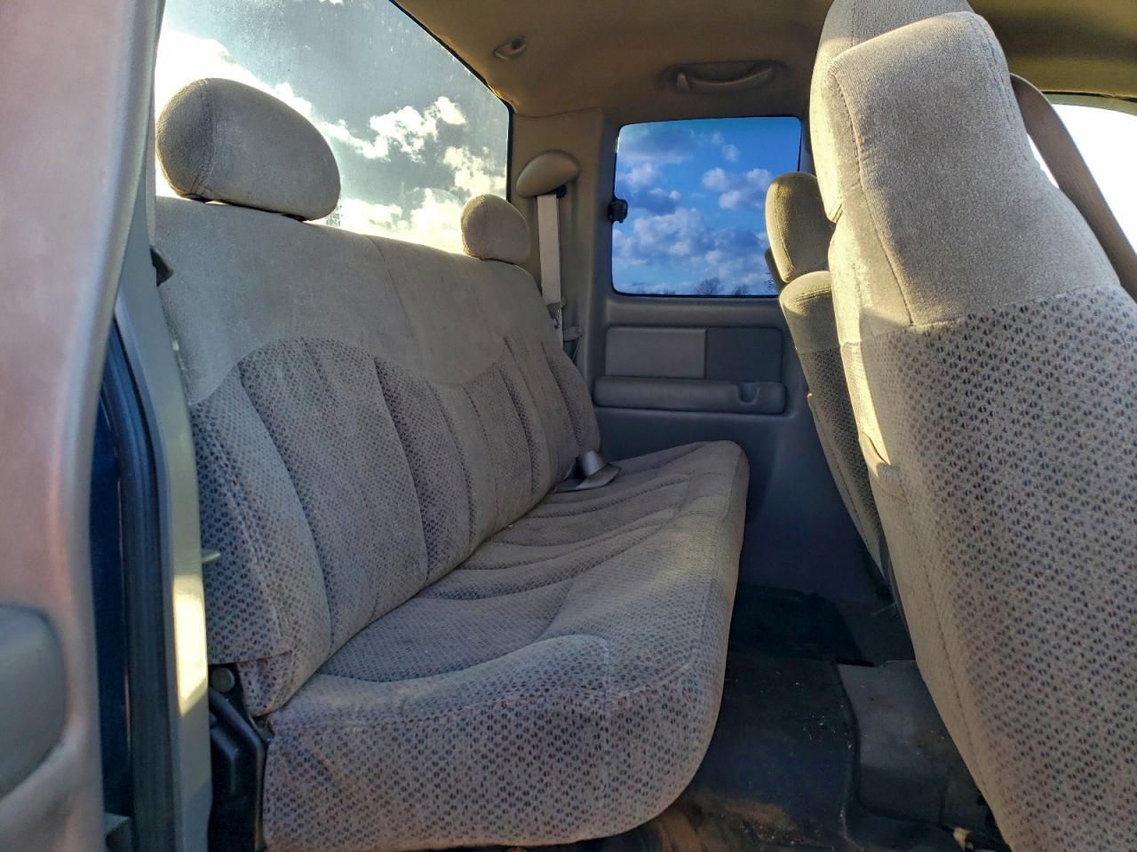 1999 Chevrolet Silverado K1500 VIN: 2GCEK19T8X1229477 Lot: 94104555