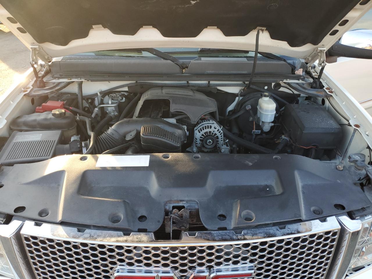 2011 GMC Sierra C1500 Denali VIN: 3GTP1XE25BG152918 Lot: 93312385