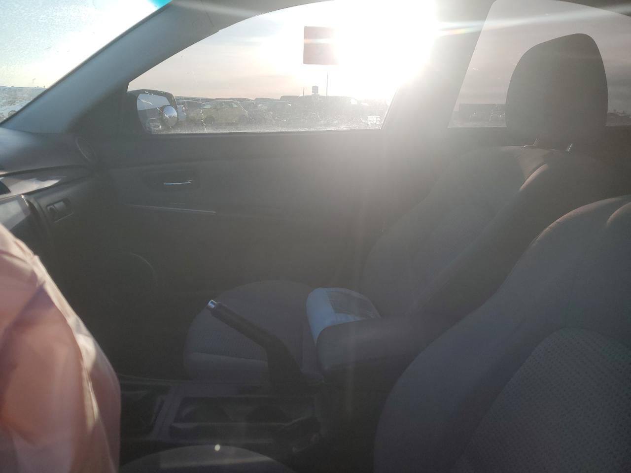 2007 Mazda 3 S VIN: JM1BK323371753313 Lot: 92413285