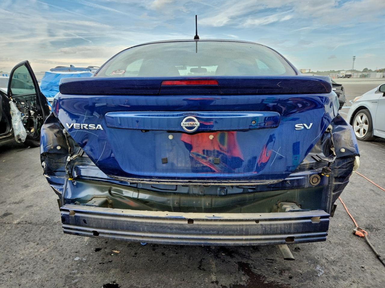 2019 Nissan Versa S VIN: 3N1CN7AP0KL806237 Lot: 94464265