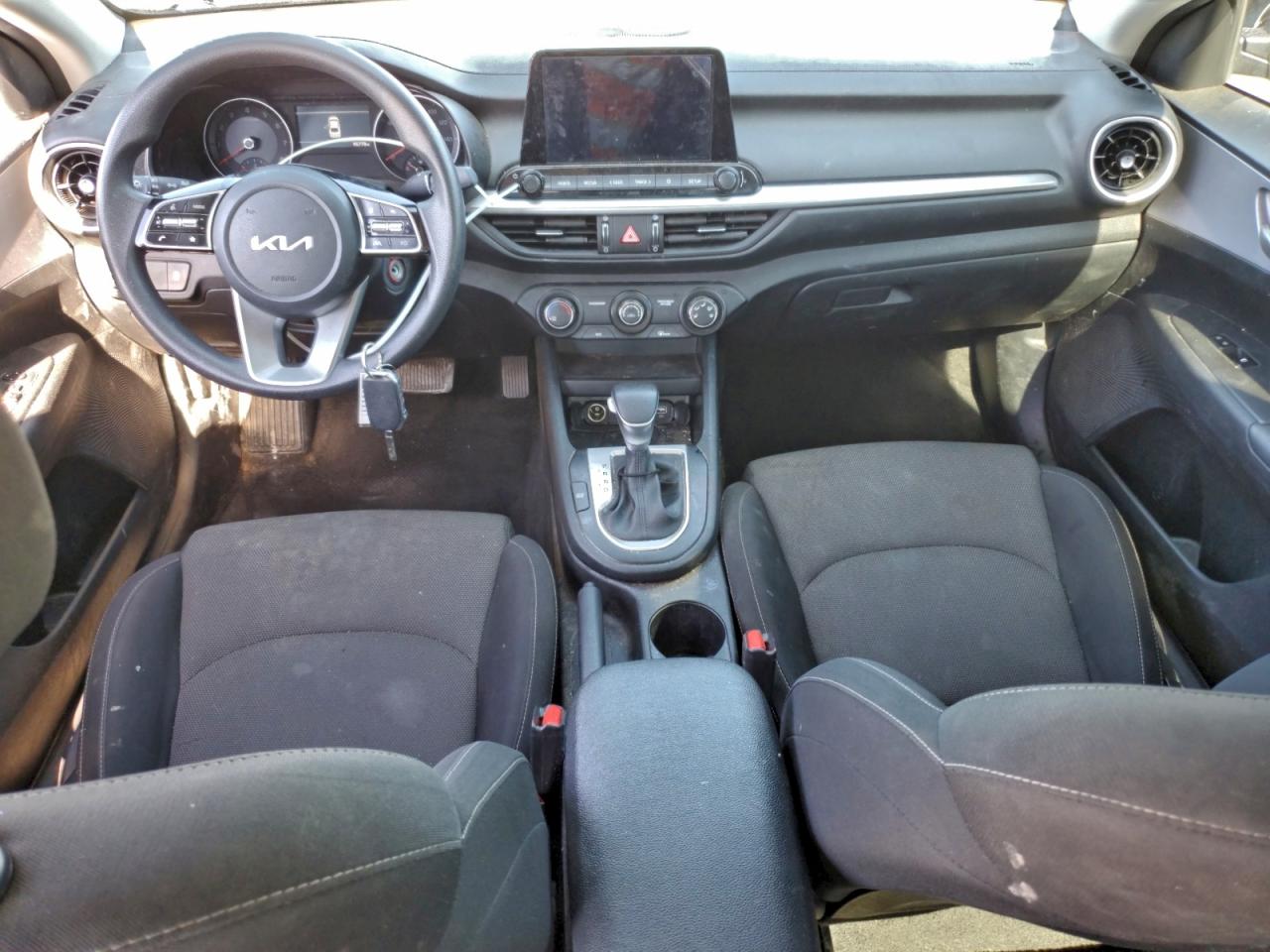 2024 Kia Forte Lx VIN: 3KPF24AD7RE747175 Lot: 92867495