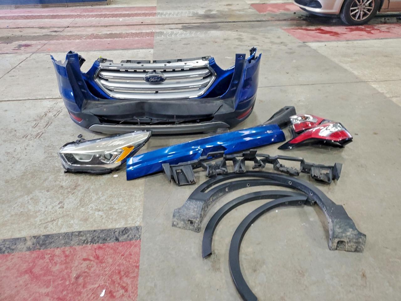 2017 Ford Escape Se VIN: 1FMCU9GD5HUD73775 Lot: 93731385