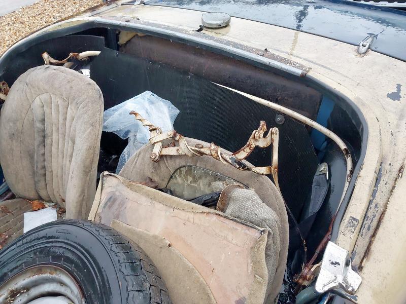 1968 TRIUMPH SPITFIRE 