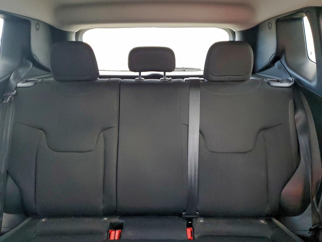 2018 Jeep Renegade Latitude VIN: ZACCJBBB4JPJ13821 Lot: 93728895