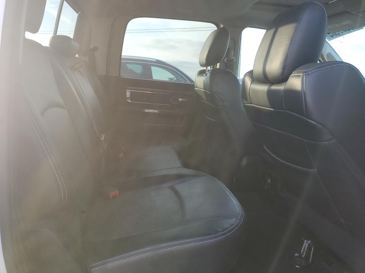 2015 Ram 1500 Laramie VIN: 1C6RR6NT8FS584039 Lot: 93209685