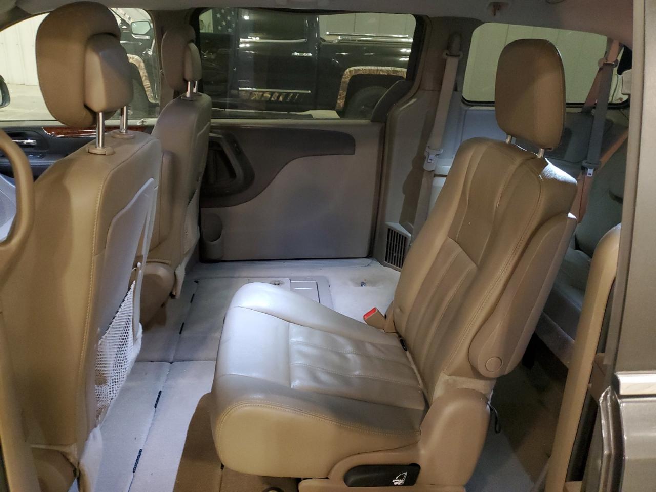 2016 Chrysler Town & Country Touring VIN: 2C4RC1BG9GR228898 Lot: 92003625