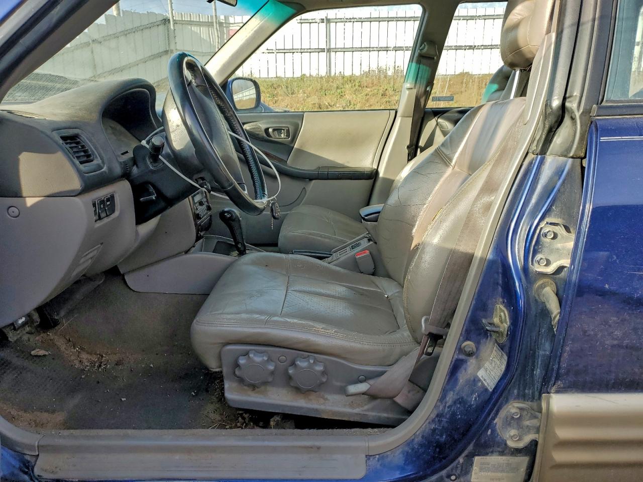 2001 Subaru Forester S VIN: JF1SF65581H739219 Lot: 93689955