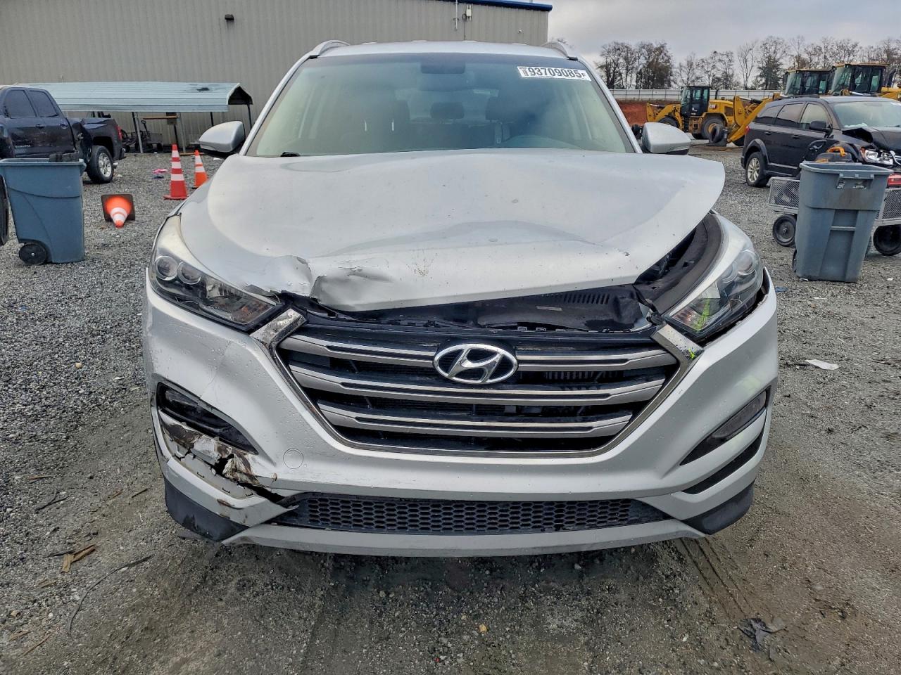 2018 Hyundai Tucson Value VIN: KM8J3CA25JU830590 Lot: 93709085