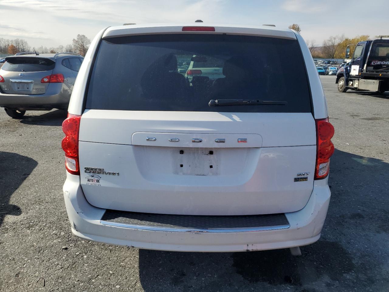 2017 Dodge Grand Caravan Sxt VIN: 2C4RDGCG0HR567260 Lot: 91235075
