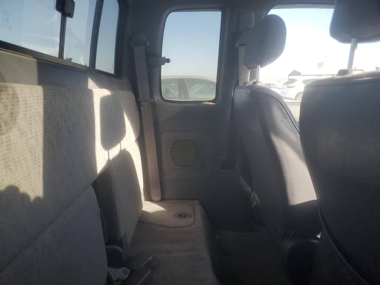 1999 Toyota Tacoma Xtracab VIN: 4TAWM72N7XZ556291 Lot: 93551125