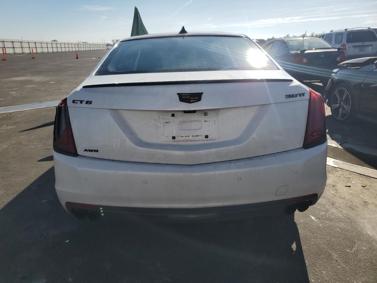 2017 Cadillac Ct6 Premium Luxury VIN: 1G6KH5R6XHU137251 Lot: 92100835