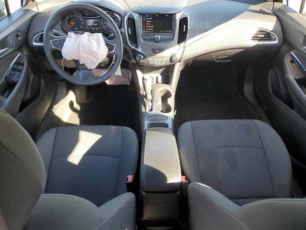 2019 Chevrolet Cruze Ls VIN: 1G1BC5SM6K7148279 Lot: 91981355