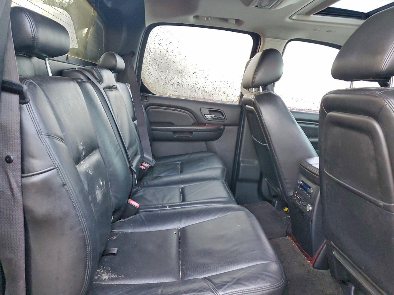 2011 Cadillac Escalade Ext Luxury VIN: 3GYT4MEF8BG148184 Lot: 93293905