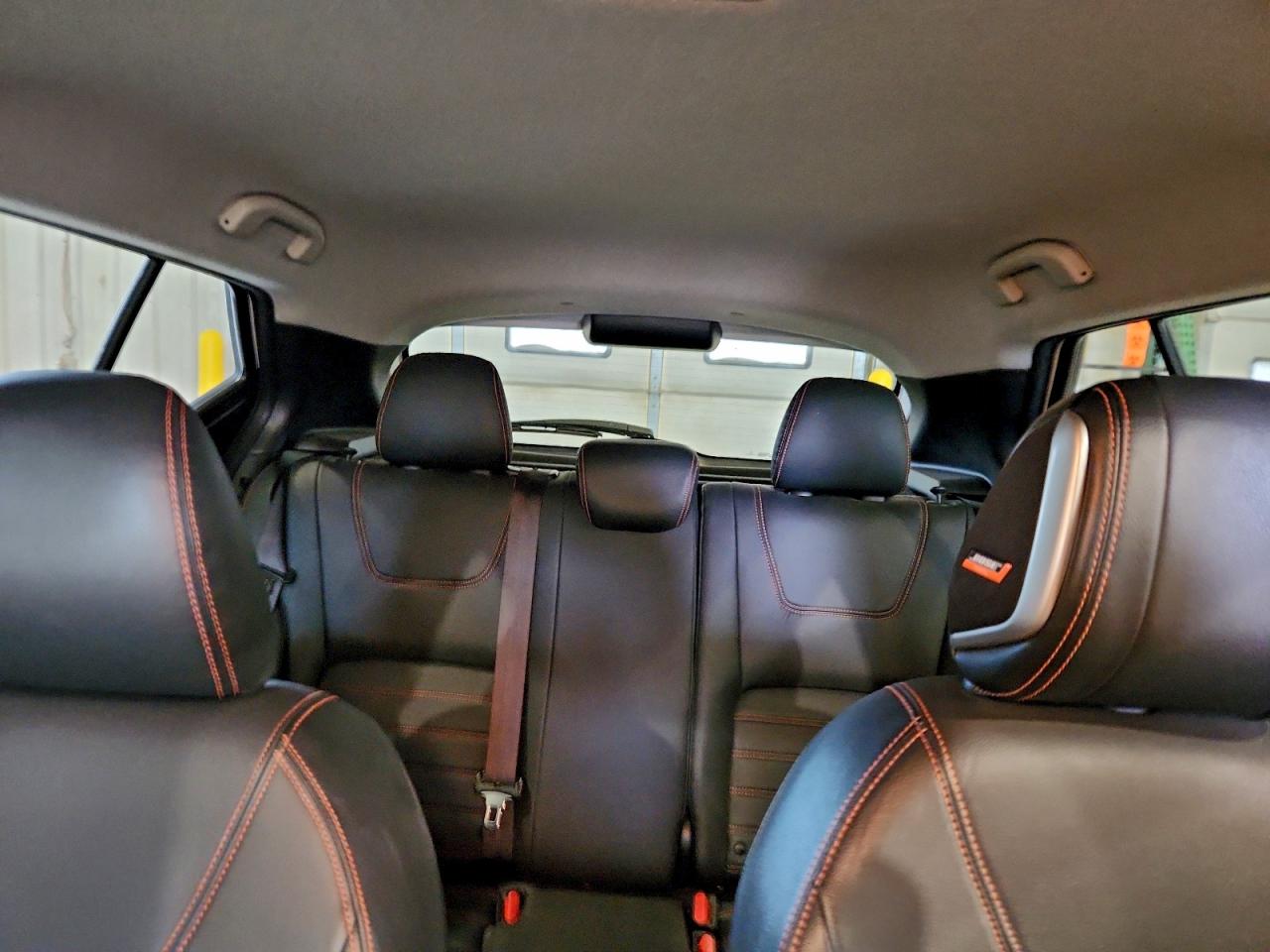 2020 Nissan Kicks Sr VIN: 3N1CP5DV5LL563115 Lot: 92790405