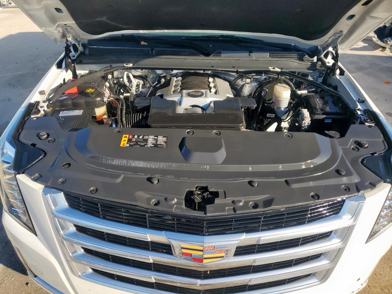 2017 Cadillac Escalade Luxury VIN: 1GYS3BKJ2HR258815 Lot: 91008795