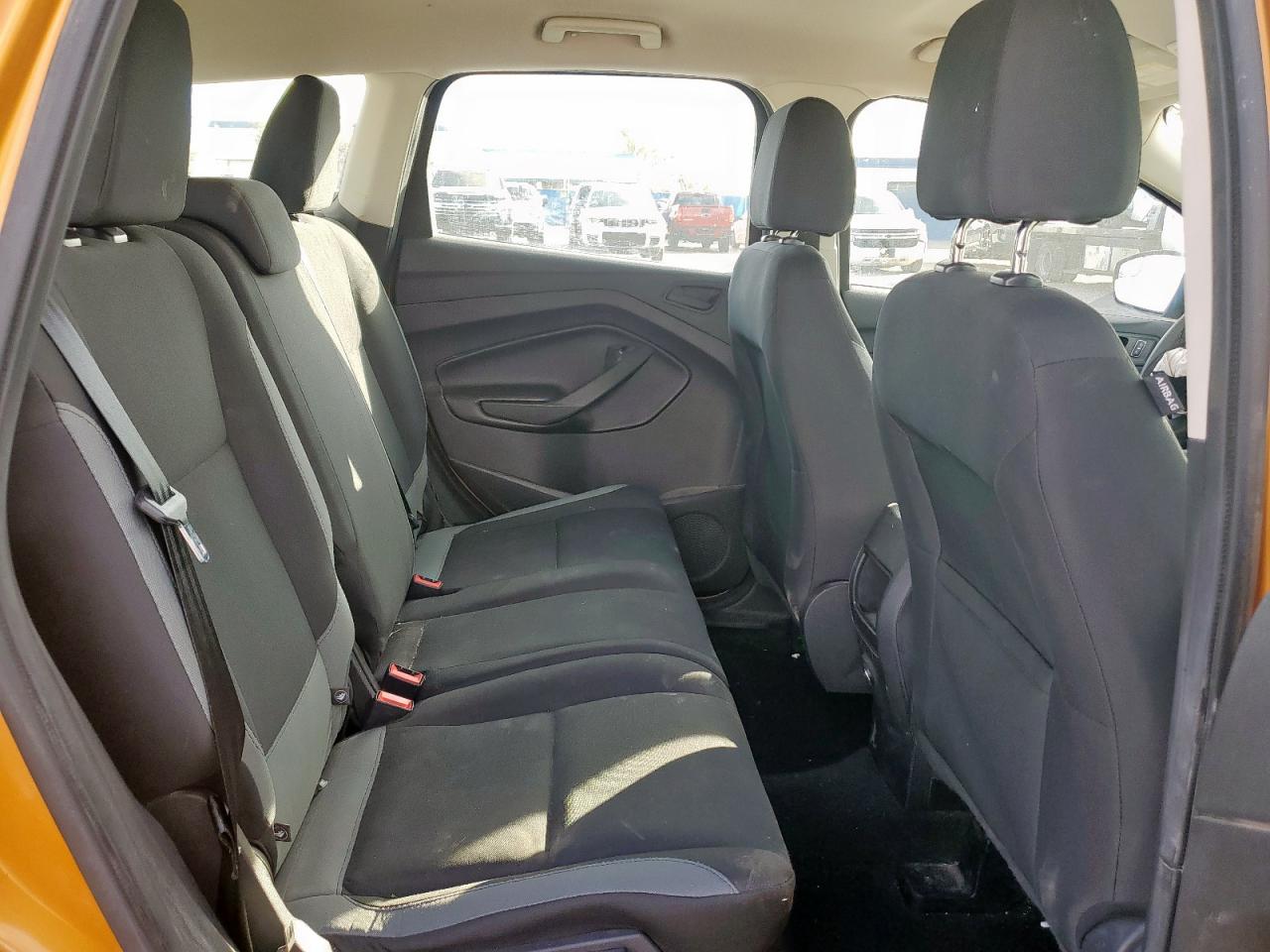 2016 Ford Escape S VIN: 1FMCU0F78GUC88452 Lot: 92128525