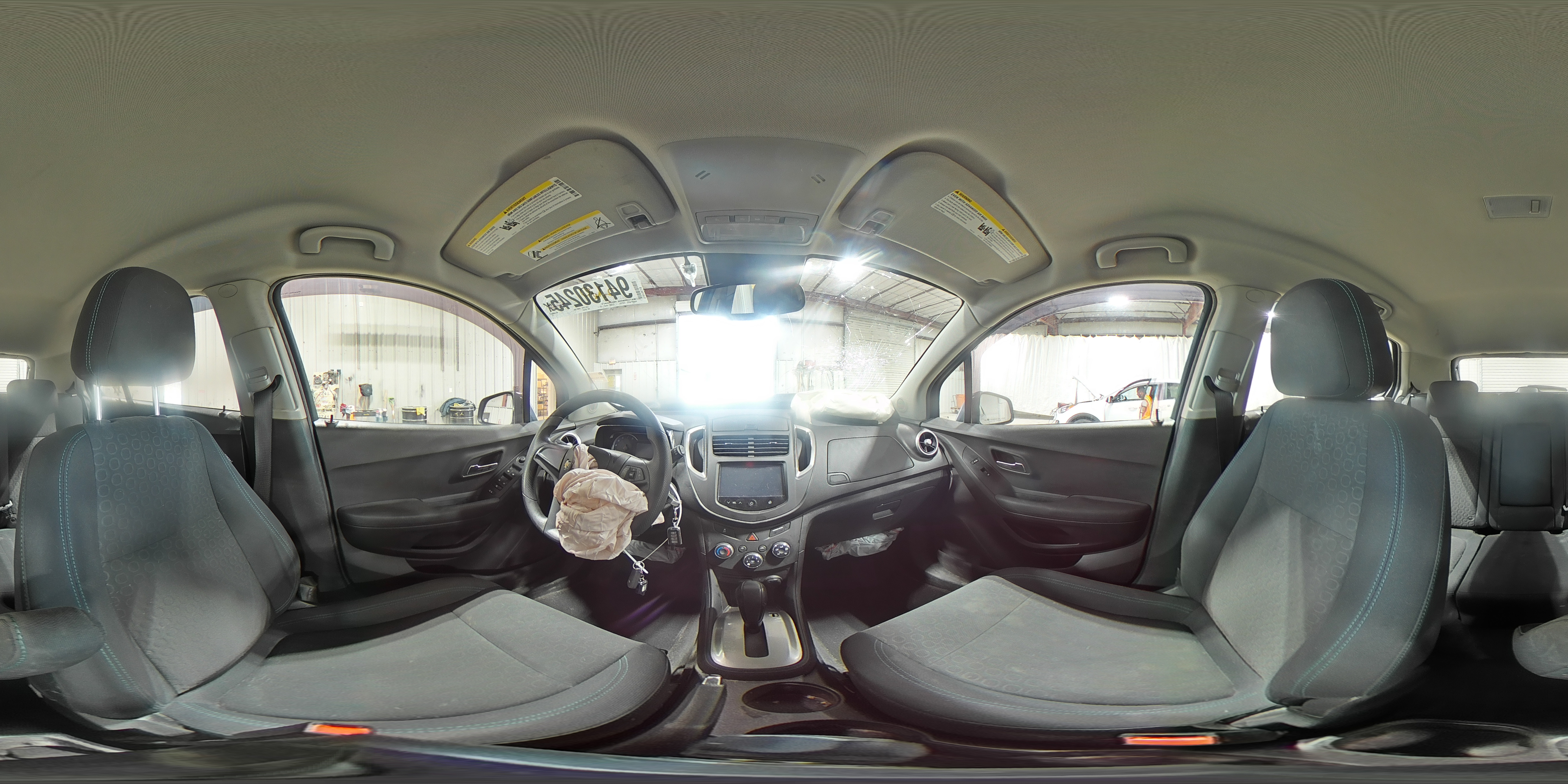 2016 Chevrolet Trax Ls VIN: 3GNCJNSB7GL261037 Lot: 94130245