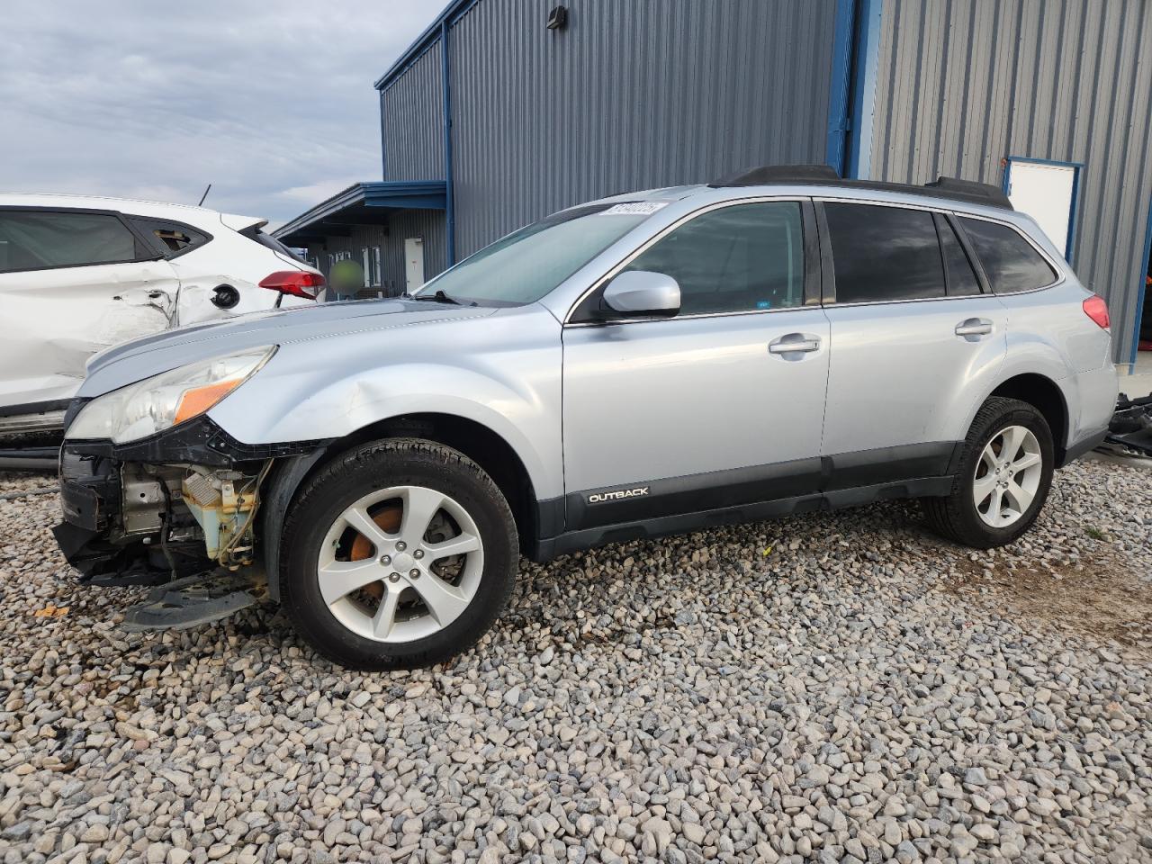 2014 Subaru Outback 2.5I Premium silver null gas 4S4BRBCCXE3226449 photo #3