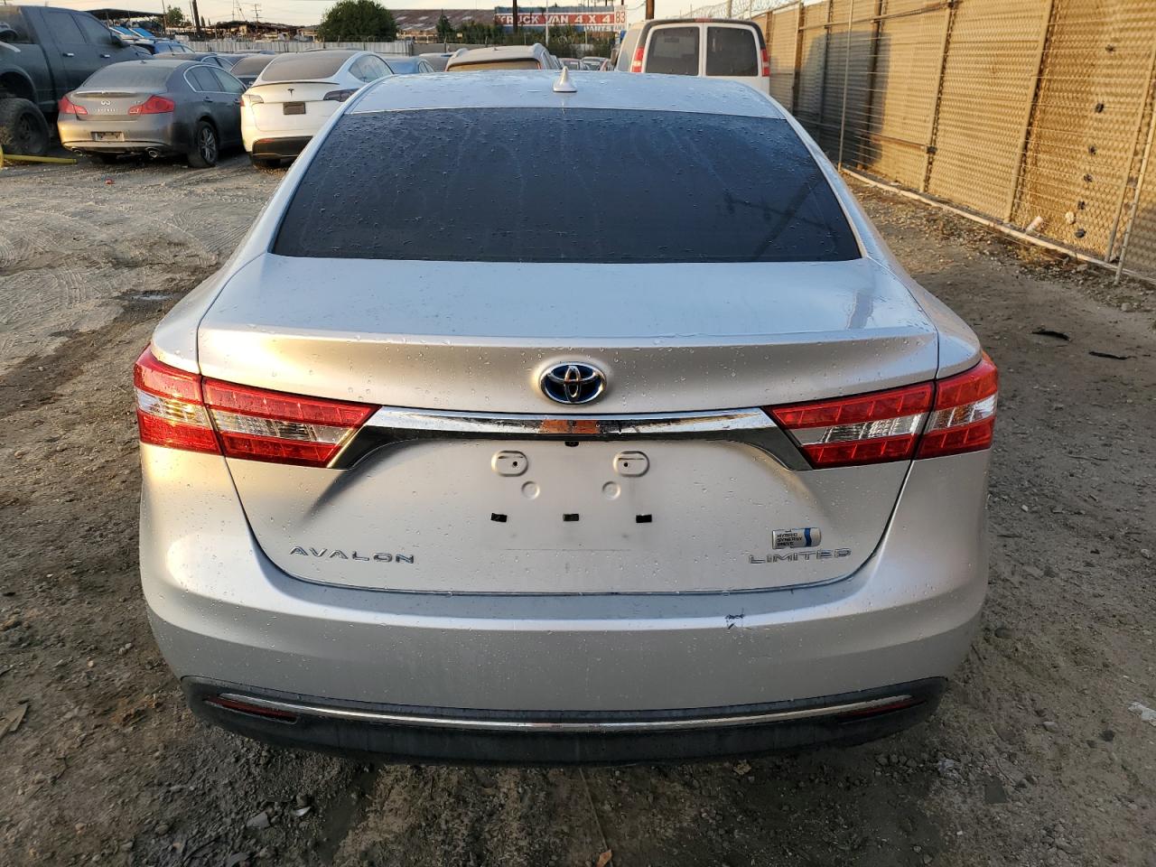 2014 Toyota Avalon Hybrid VIN: 4T1BD1EB8EU018870 Lot: 92290895