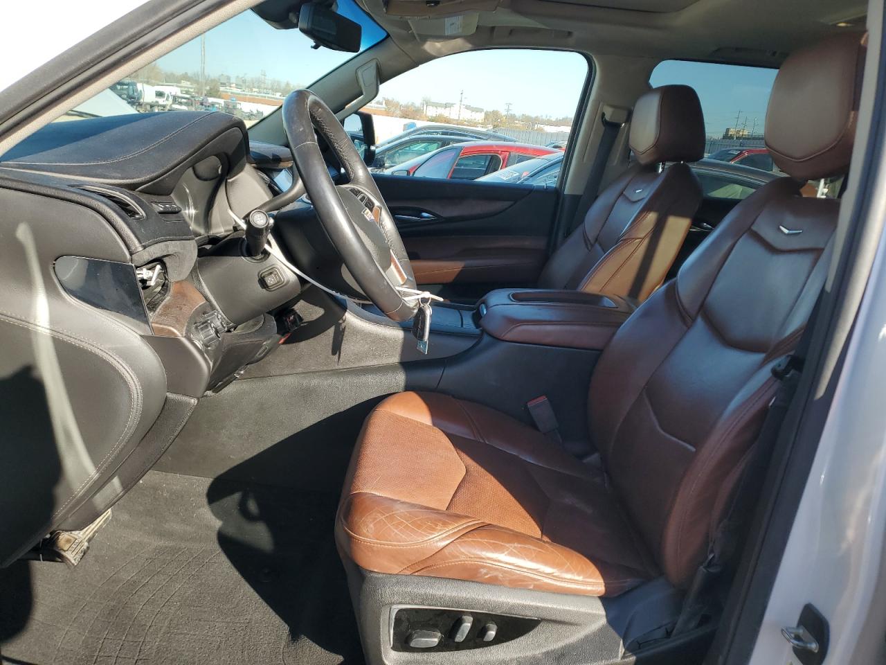 2018 Cadillac Escalade Esv Luxury VIN: 1GYS4HKJ0JR117179 Lot: 92224915