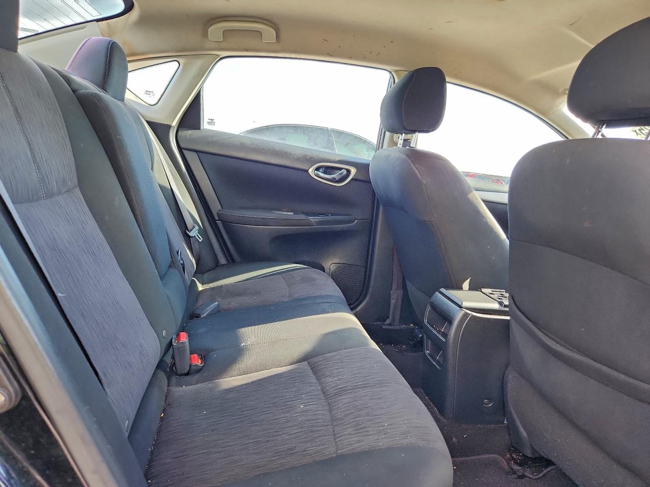 2015 Nissan Sentra S VIN: 3N1AB7AP1FY263487 Lot: 93618225