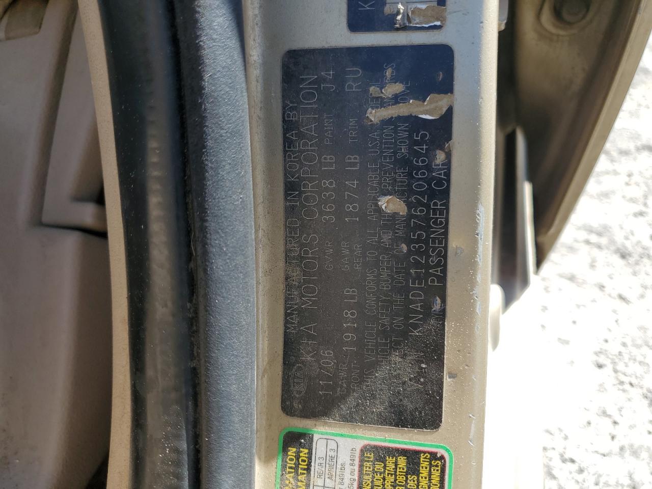 2007 Kia Rio Base VIN: KNADE123576206645 Lot: 92061745