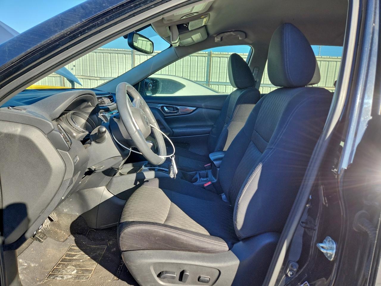 2017 Nissan Rogue S VIN: 5N1AT2MT1HC874472 Lot: 93918635