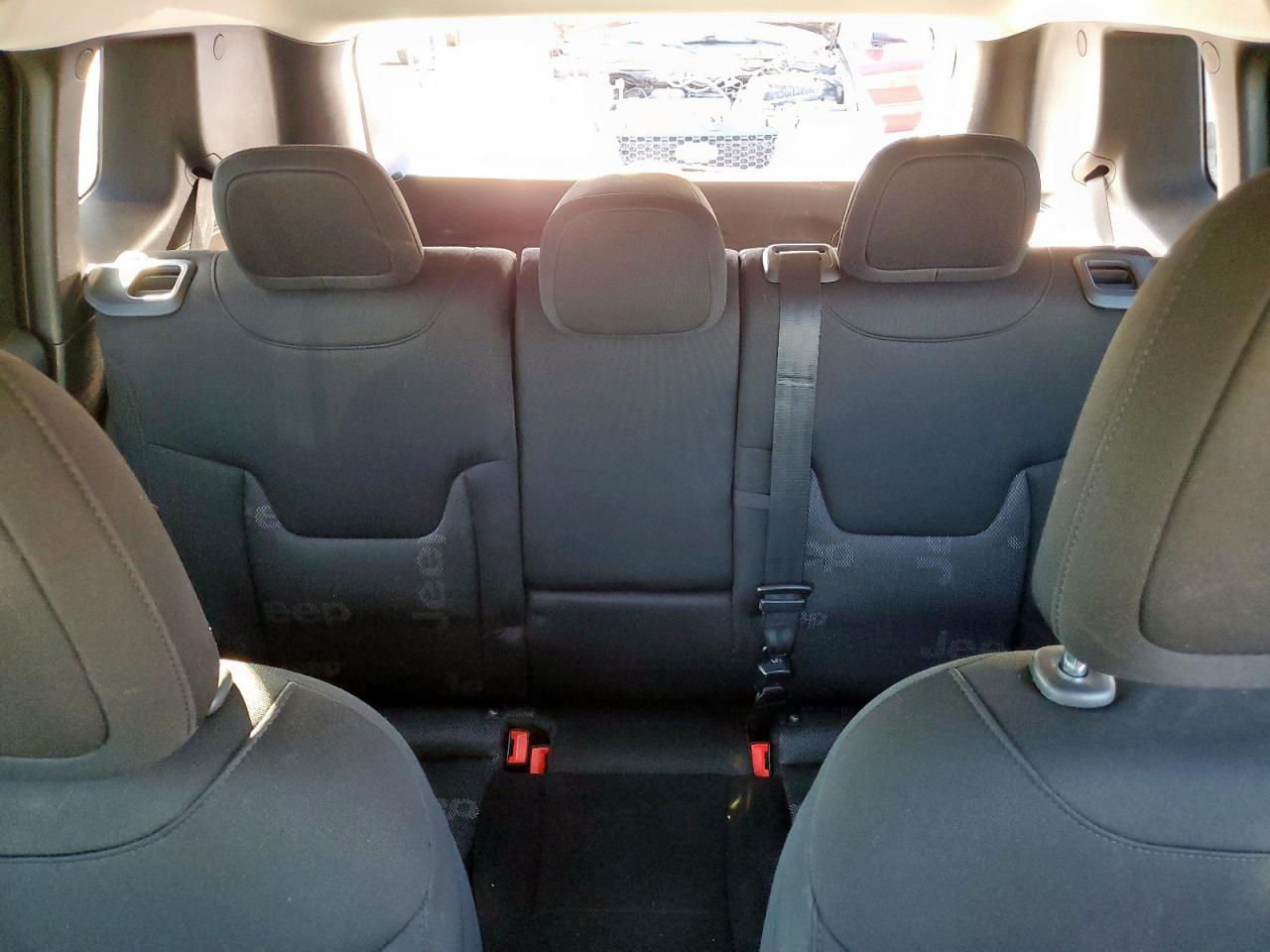 2016 Jeep Renegade Latitude VIN: ZACCJABT5GPE25449 Lot: 92274655