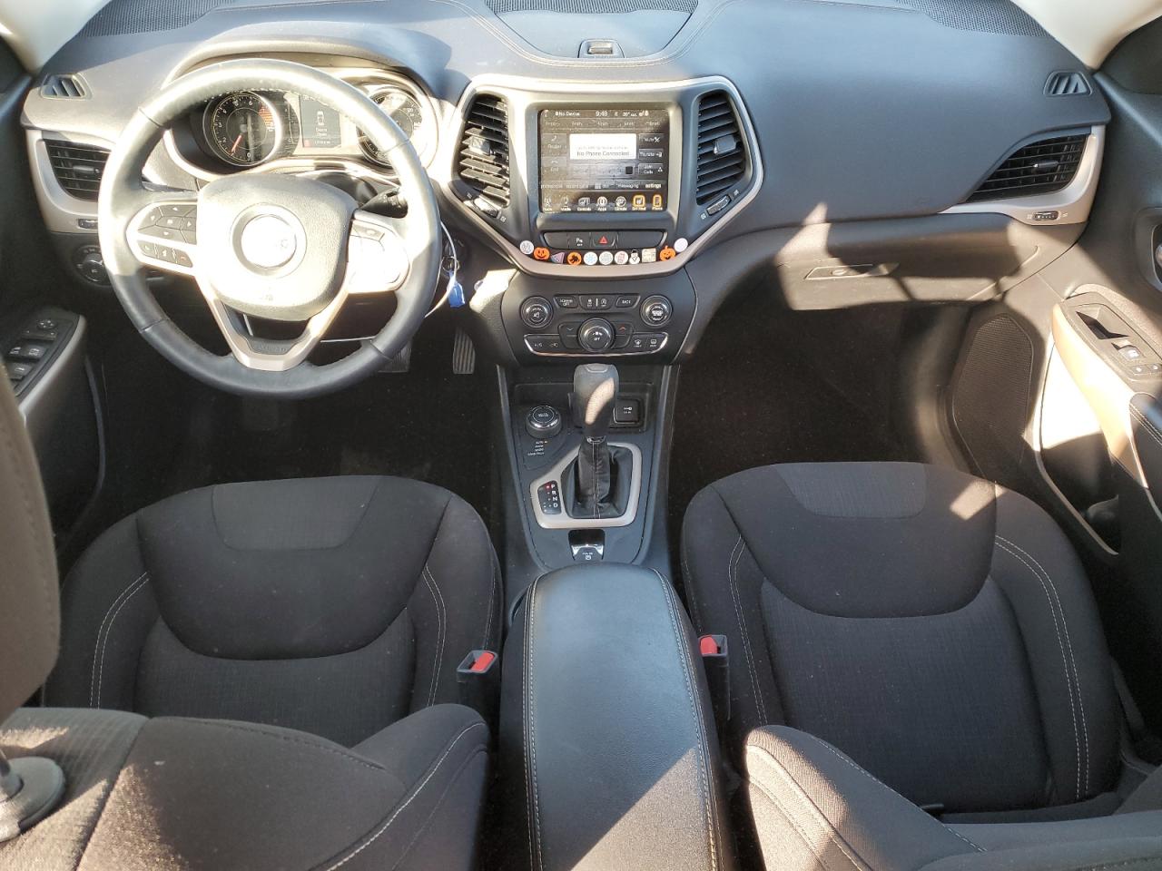 2017 Jeep Cherokee Latitude VIN: 1C4PJMCS6HW655501 Lot: 92485885