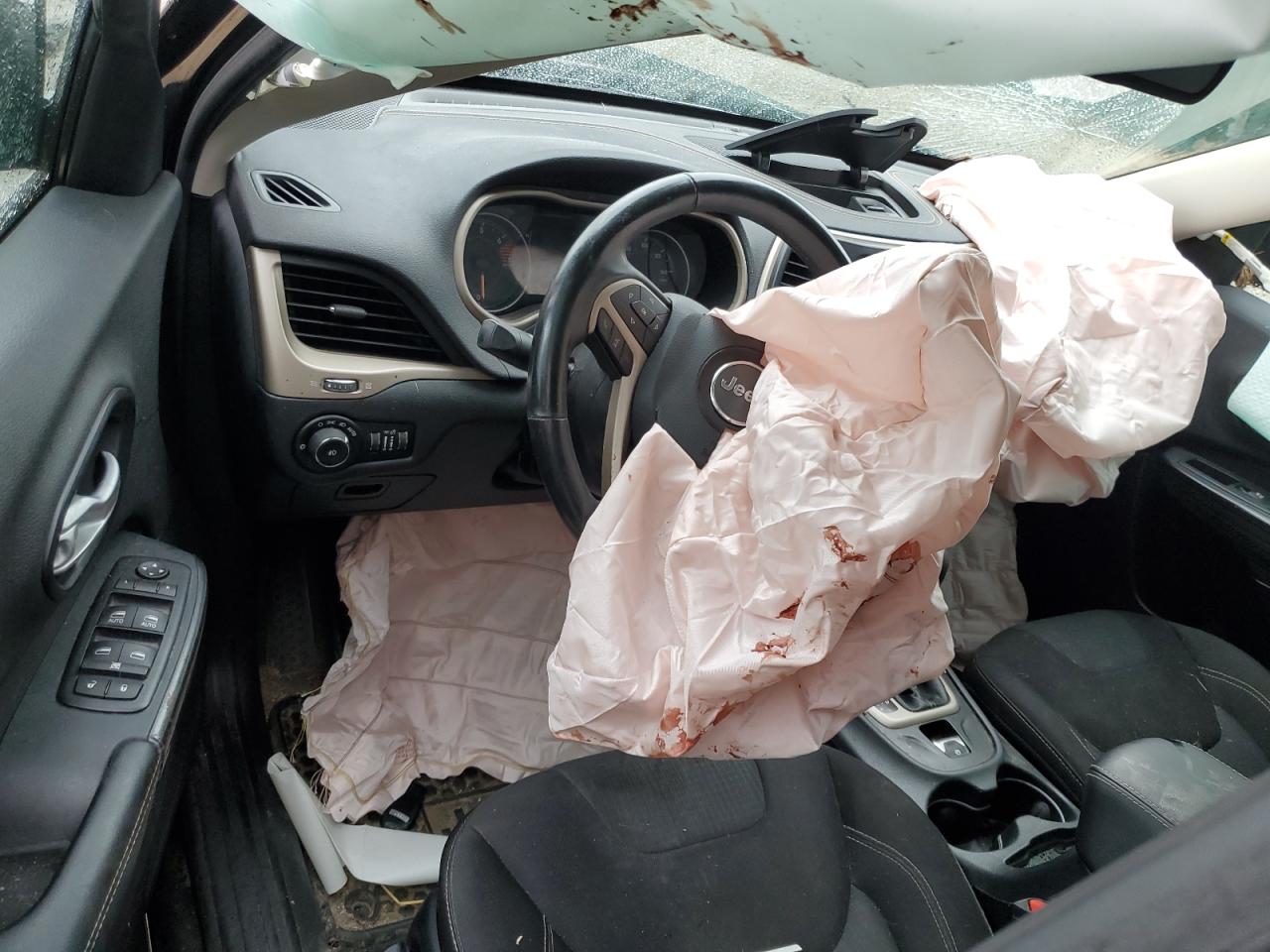 2016 Jeep Cherokee Latitude VIN: 1C4PJMCB0GW361493 Lot: 85403135