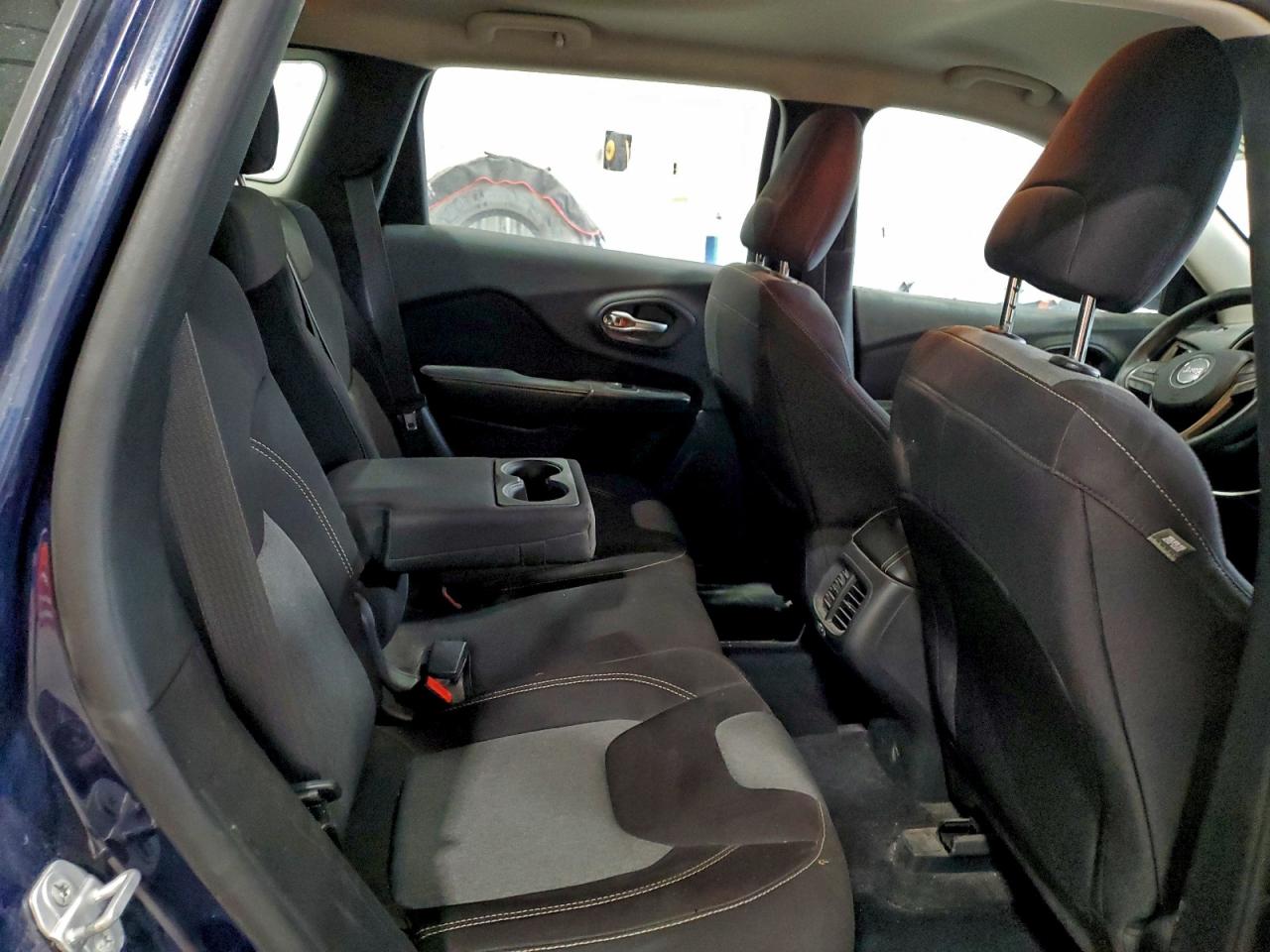 2015 Jeep Cherokee Sport VIN: 1C4PJMAB7FW583966 Lot: 93612725