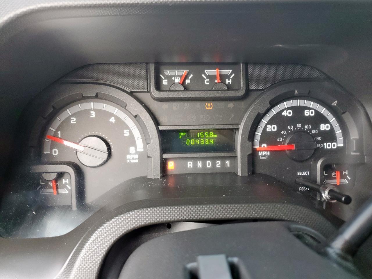 2013 Ford Econoline E350 Super Duty Wagon VIN: 1FBNE3BL3DDB05425 Lot: 92706305