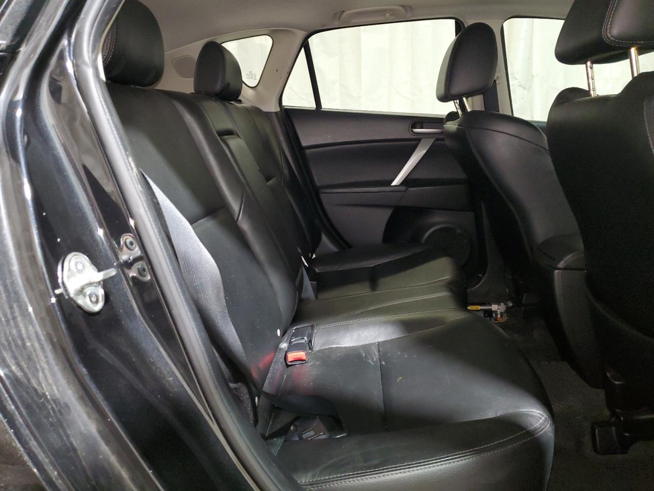 2011 Mazda 3 S VIN: JM1BL1M63B1372546 Lot: 91420445