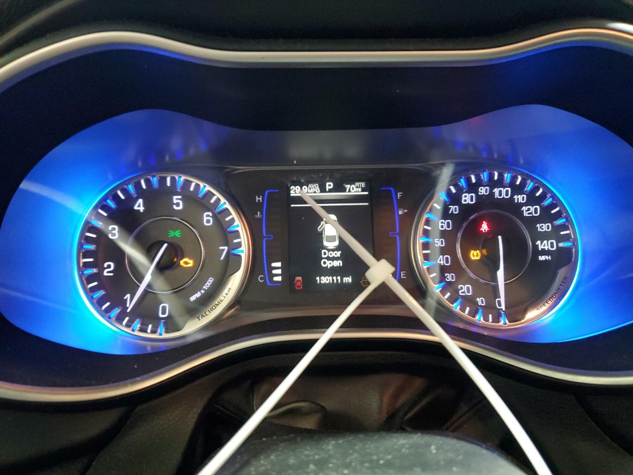 2015 Chrysler 200 Limited VIN: 1C3CCCAB9FN507694 Lot: 90622975