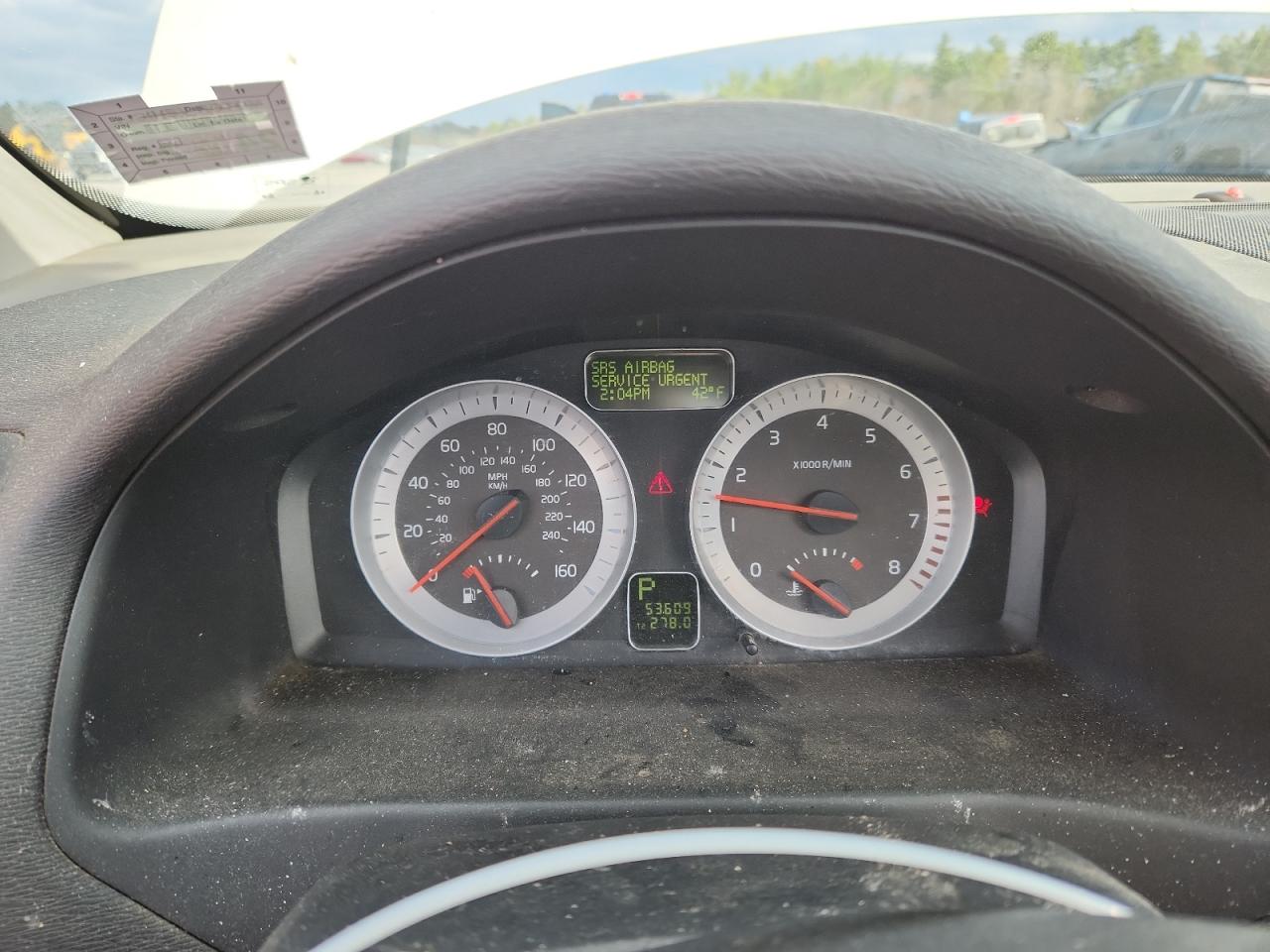 2011 Volvo C70 T5 VIN: YV1672MC0BJ110009 Lot: 89890225