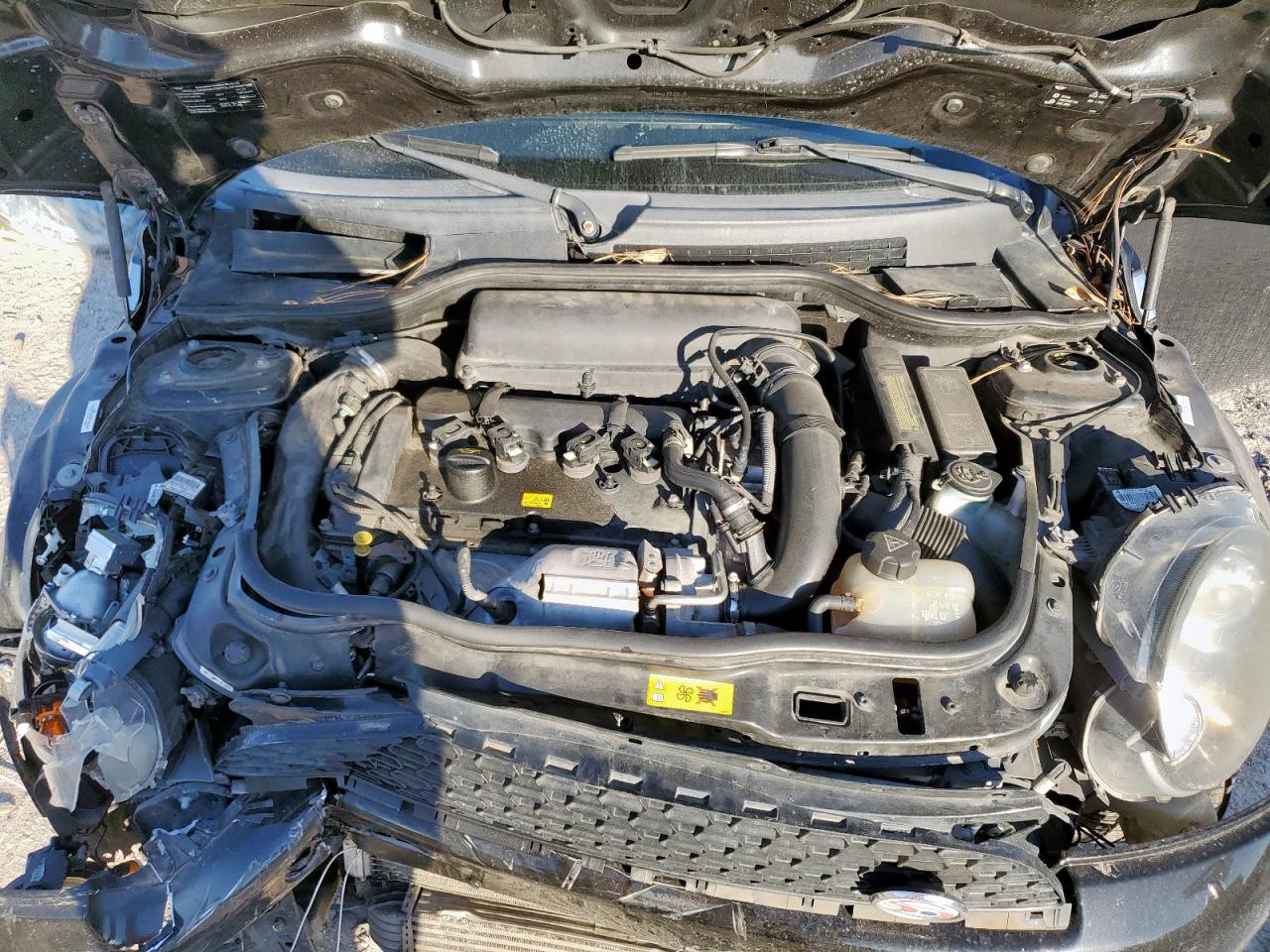 2011 Mini Cooper S Clubman VIN: WMWZG3C52BTY37004 Lot: 91429595