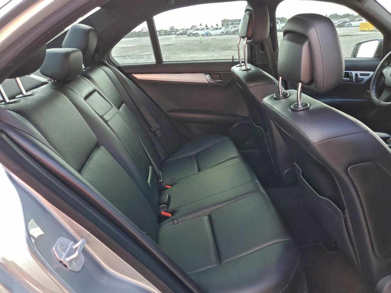 2010 Mercedes-Benz C 300 VIN: WDDGF5EB7AR088441 Lot: 93368115