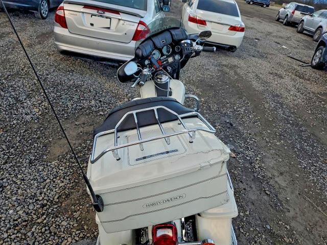 2003 HARLEY-DAVIDSON FLHTCI   